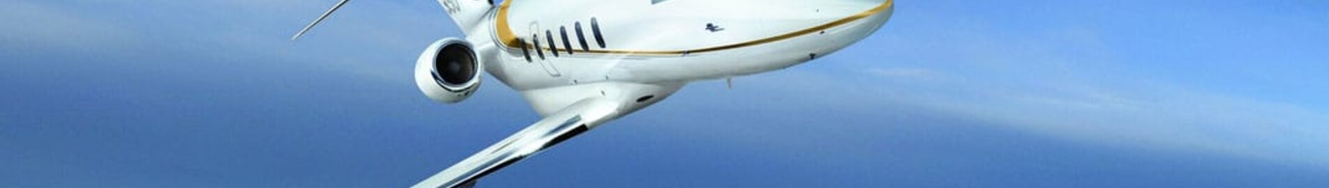 pronájem soukromého letadla Challenger 350 Business jet