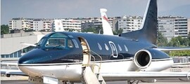 **emplacement de jet privé : Intérieur spacieux MD 83 élégant**
