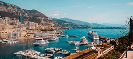 Cannes–Monako: přeprava vrtulníkem