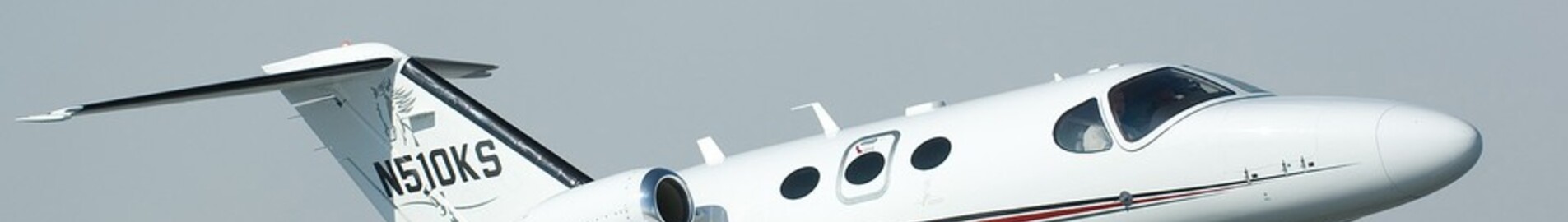Citation Jet Mustang nebo Embraer Phenom 100 – jak si vybrat?