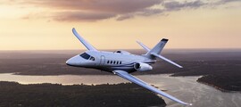 location jet privé - Intérieur d'un BEECHJET 400 avec sièges en cuir