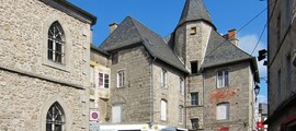 Soukromé tryskové a vrtulníkové charterové lety v Saint-Brieuc Armor