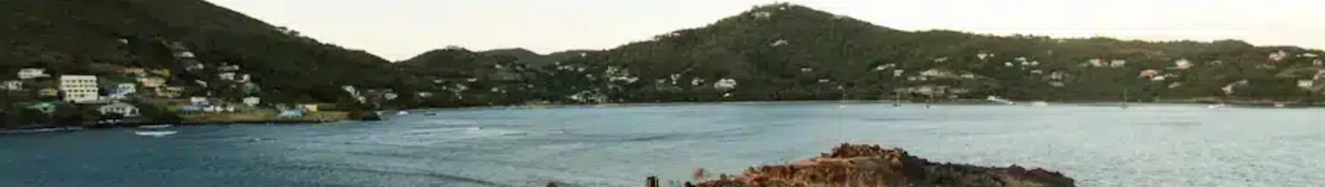 Bequia Isl J.F. Mitchell : pronájem soukromého letadla