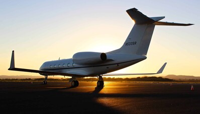 Jet Aviation: společnost zabývající se obchodní leteckou dopravou