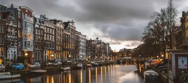 Brusel - Amsterdam : pronájem soukromého letadla