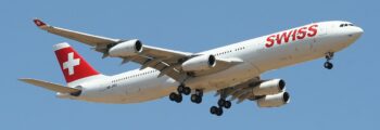 Location jet privé - Cabine d'avion vide, sièges en cuir noir