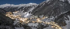 Innsbruck - Svatý Anton: přeprava vrtulníkem